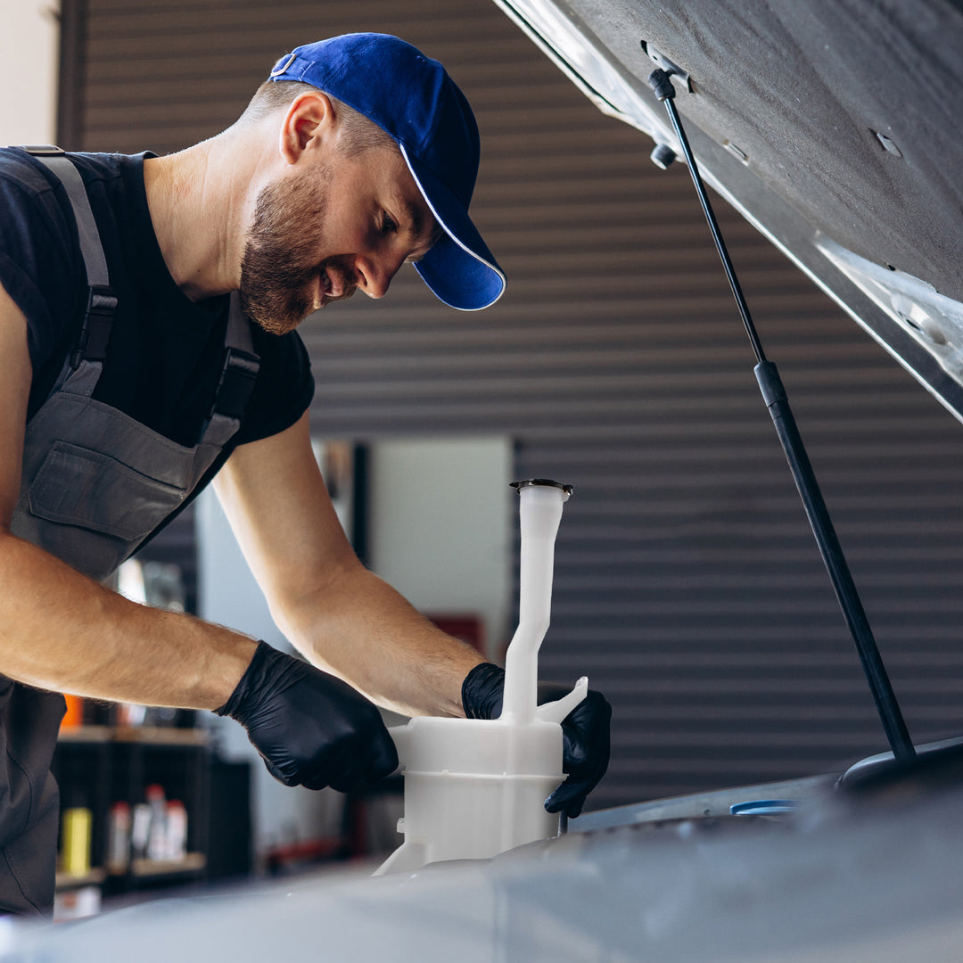 Brock Windshield Reservoir Assembly 2009-2013 Corolla & 2009-2012 Matrix (Used)