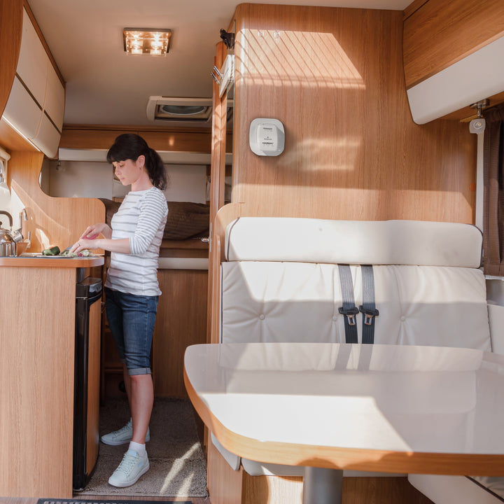 Camco RV Home Thermostat, Wall Mount, Control Temp, Heat Only, White (Open Box)