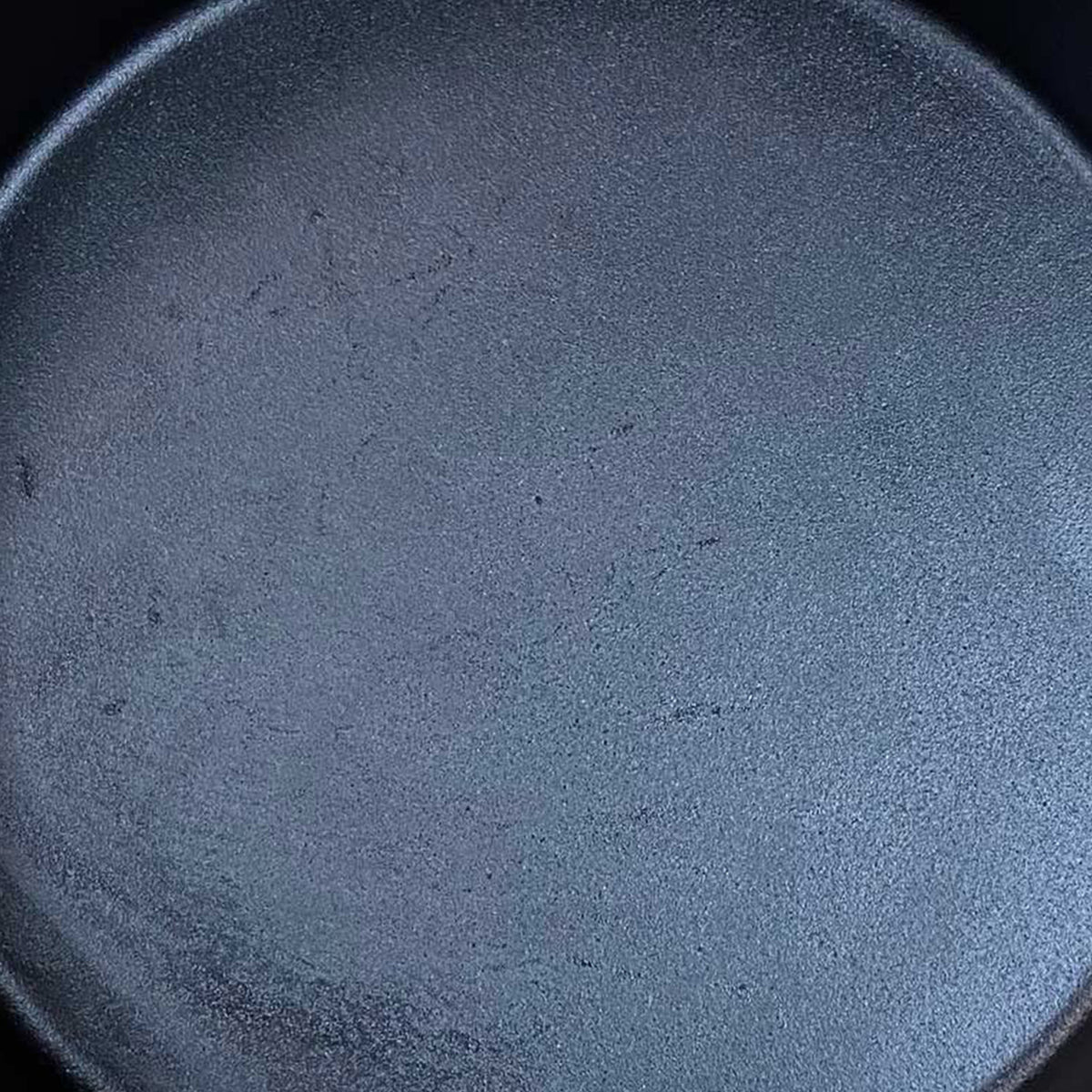 Bayou Seasoned Large 20" Even Heat Cast Iron Cookware Skillet Pan (Open Box)