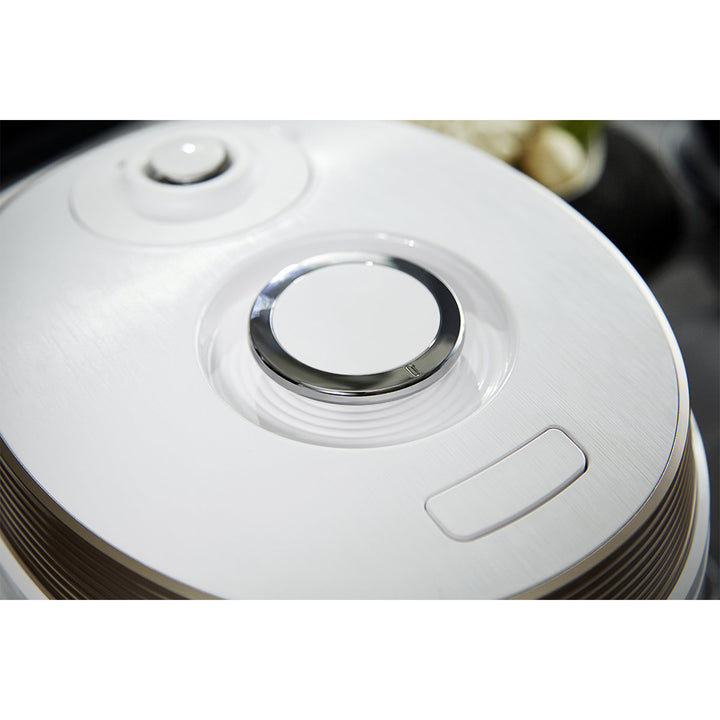 Cuckoo Q5 Premium 8 in 1 Multicooker (Open Box)