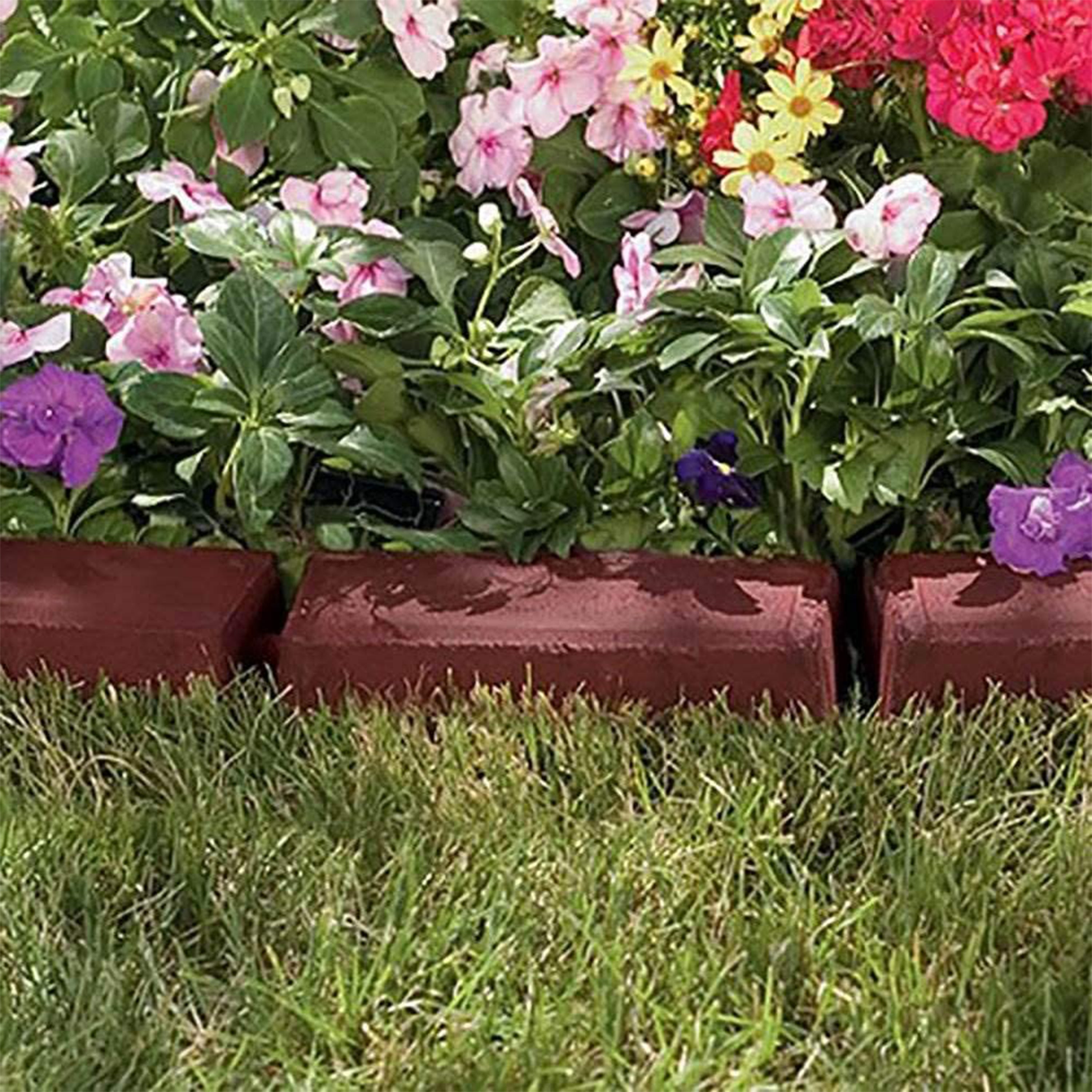 Suncast 10' Interlocking Brick Resin Border Edging, 12 Inch Sections (50 Pack)