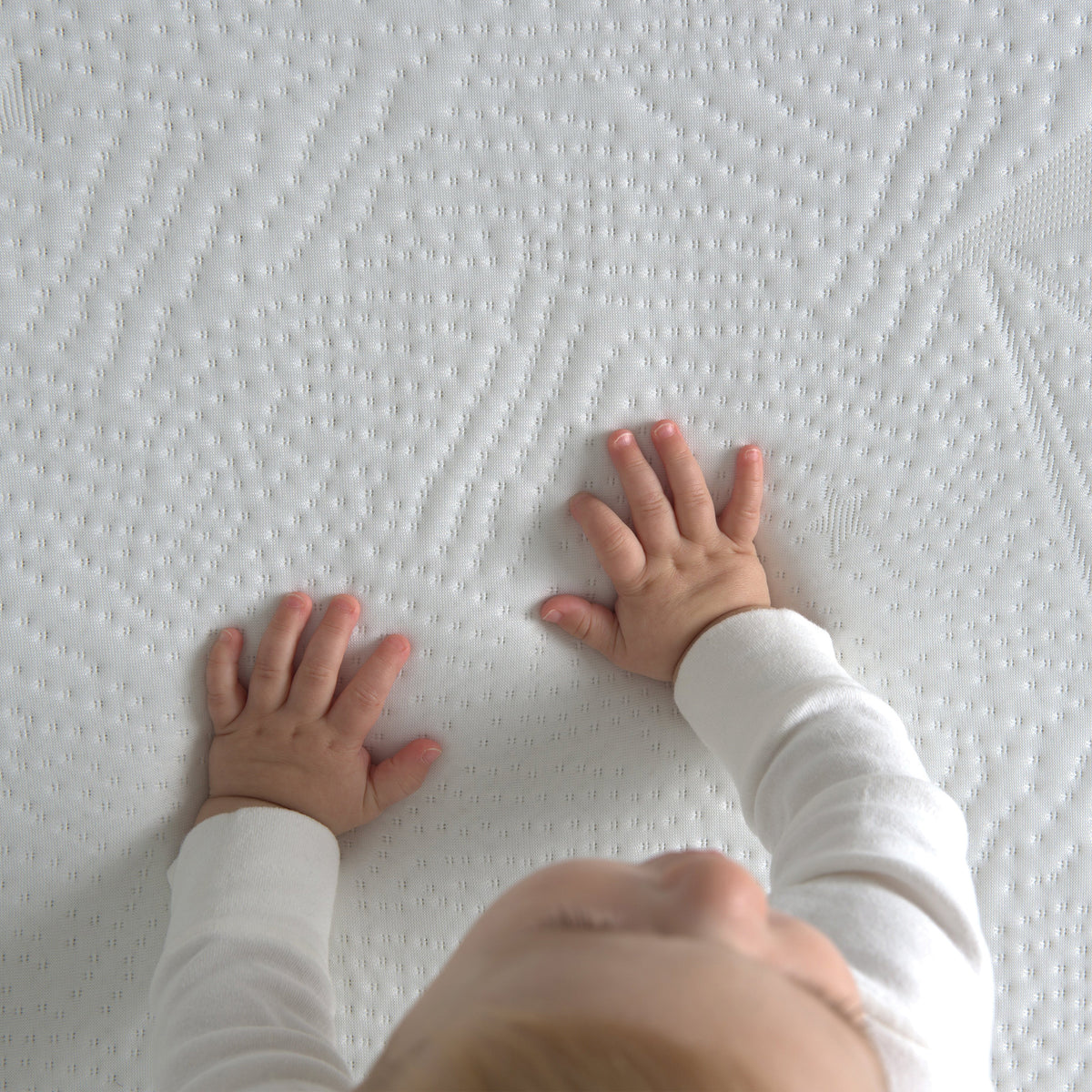 Bundle of Dreams 5 Inch Firm Eco Air Organic Baby Crib Mattress (Open Box)