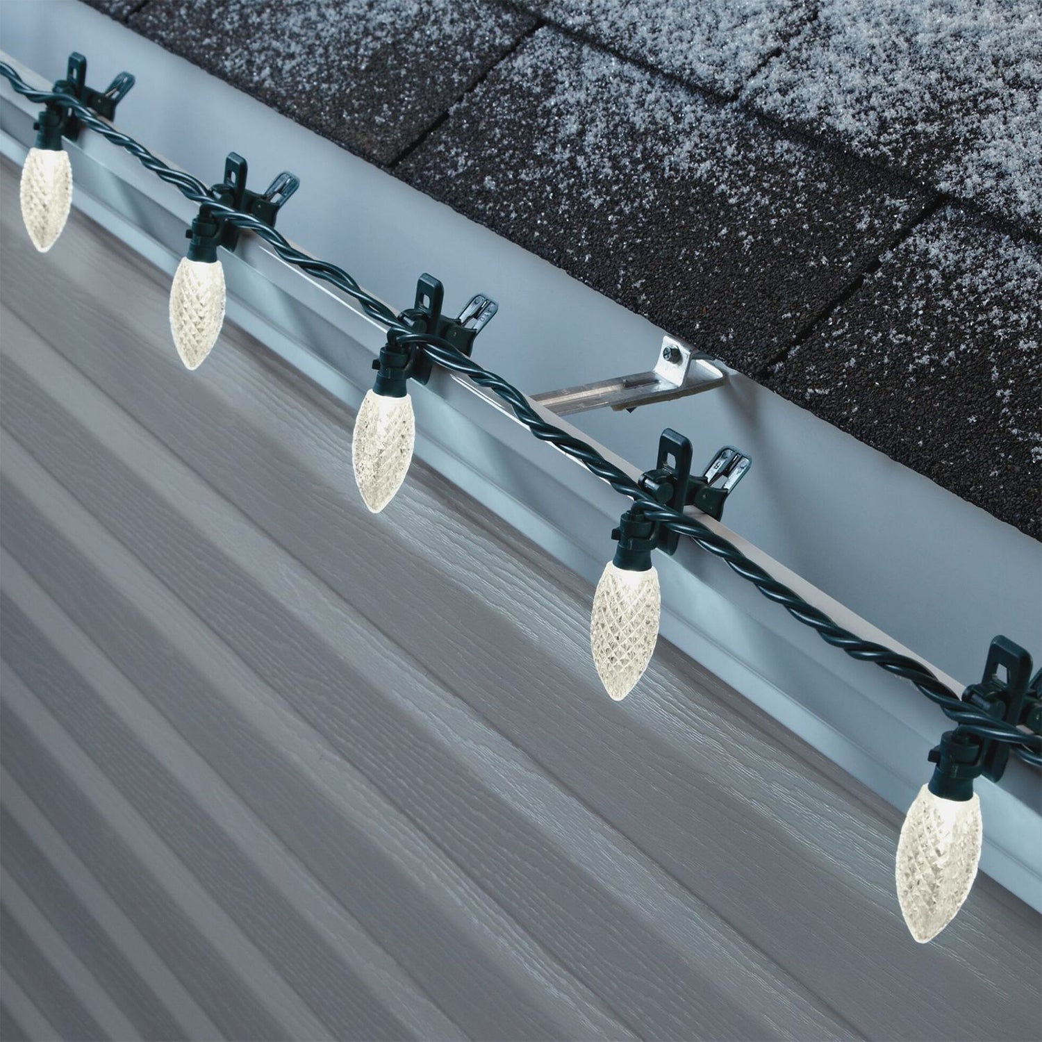 Noma Quick Clip 66.8' C9 LED String Lights, 100 Warm White Bulbs (Open Box) - VMInnovations