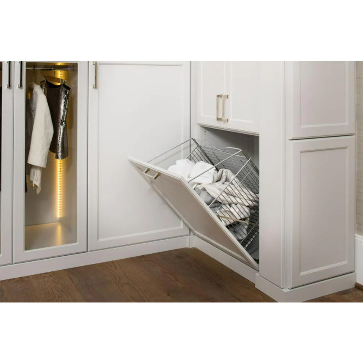 Rev-A-Shelf CTOHB-211319-CR-52 21 Inch Tilt Out Laundry Hamper Basket, Chrome