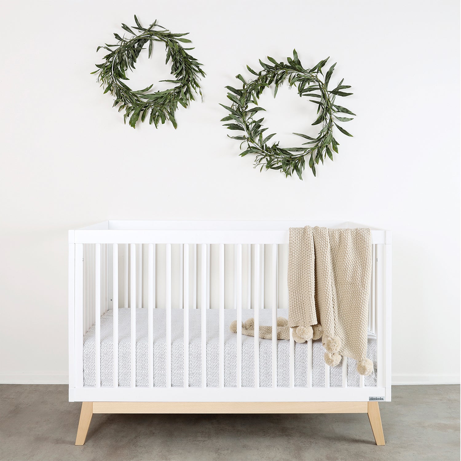 dadada Soho 3 in 1 Solid Wood Convertible Crib to Toddler Bed, White and Natural