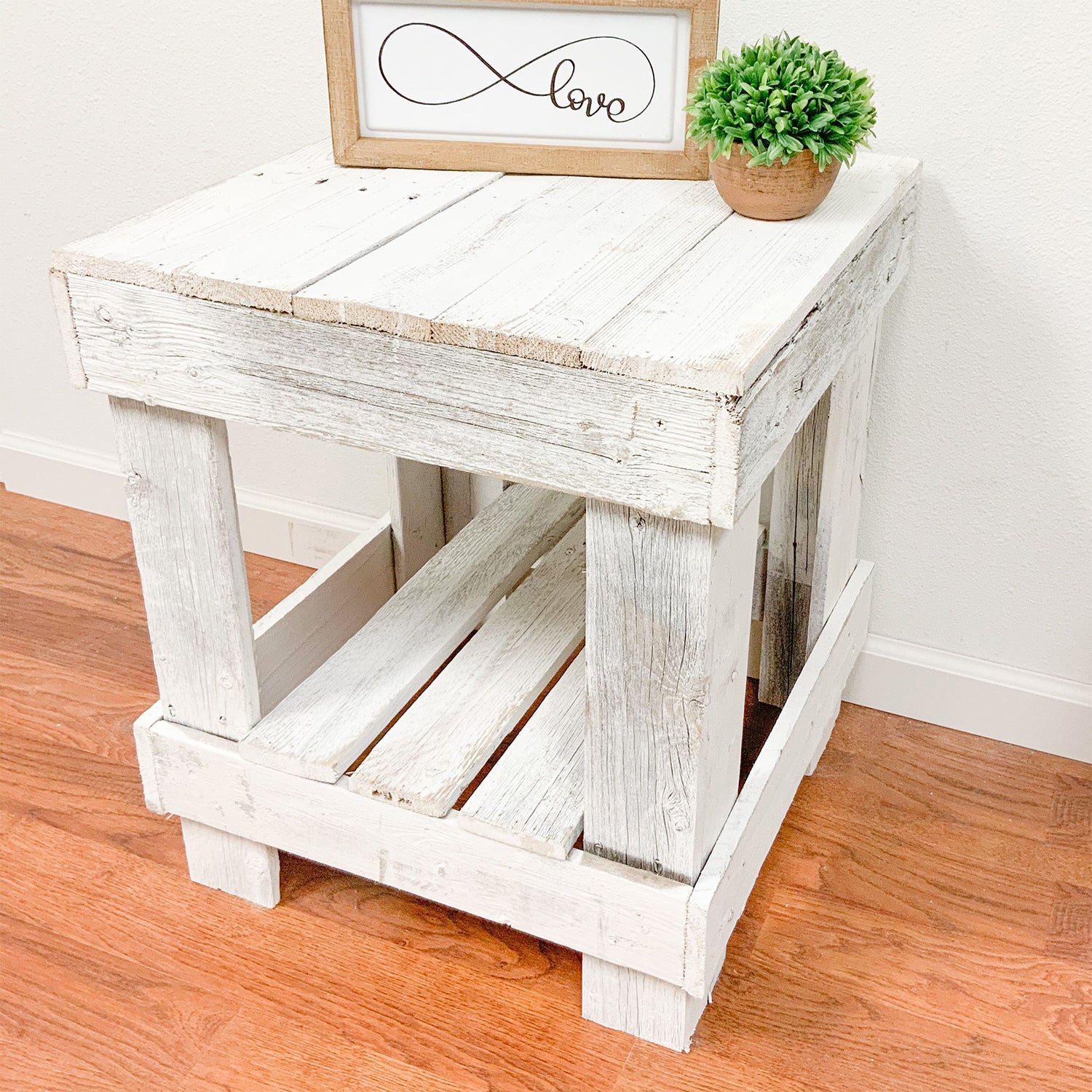 Del Hutson Designs Reclaimed Solid Wood Farmhouse Rustic Coffee End Table, White