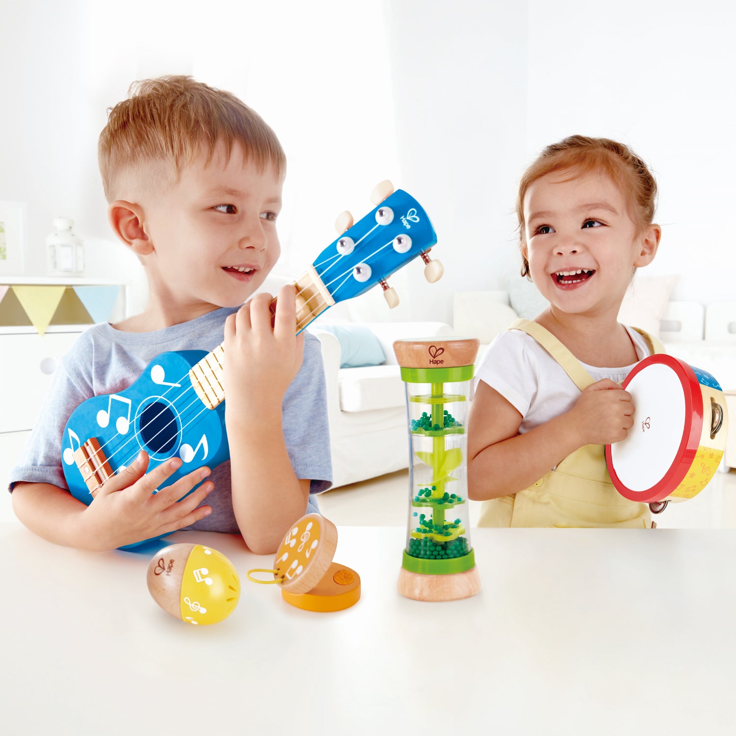 Hape Preschool Toddler Kids 5 Piece Wood Plastic Musical Toy Instrument Band Set (Refurbished)