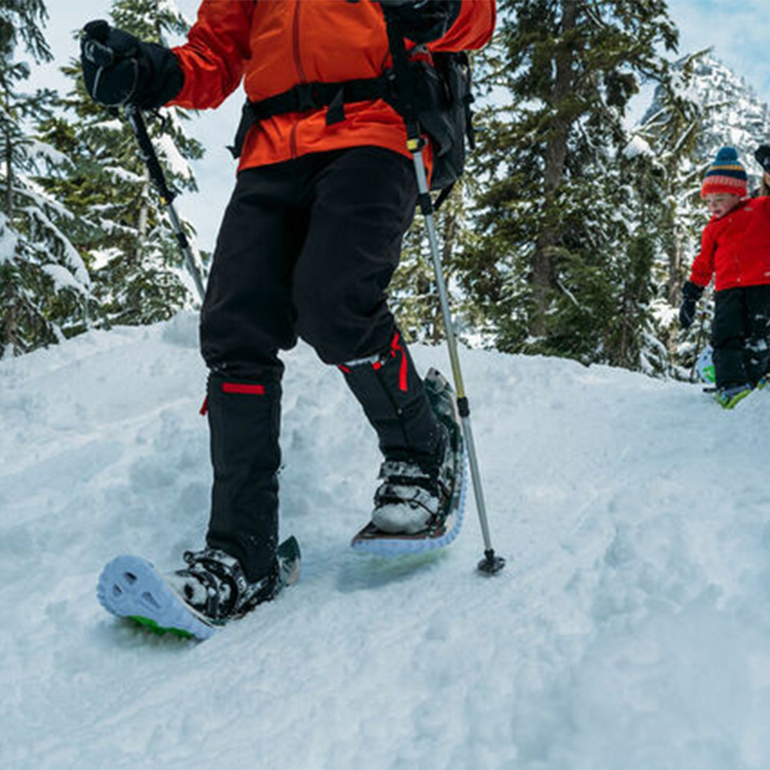 Crescent Moon Eva Foam Deck Recreational and Running Snowshoes for Adults, Red - VMInnovations