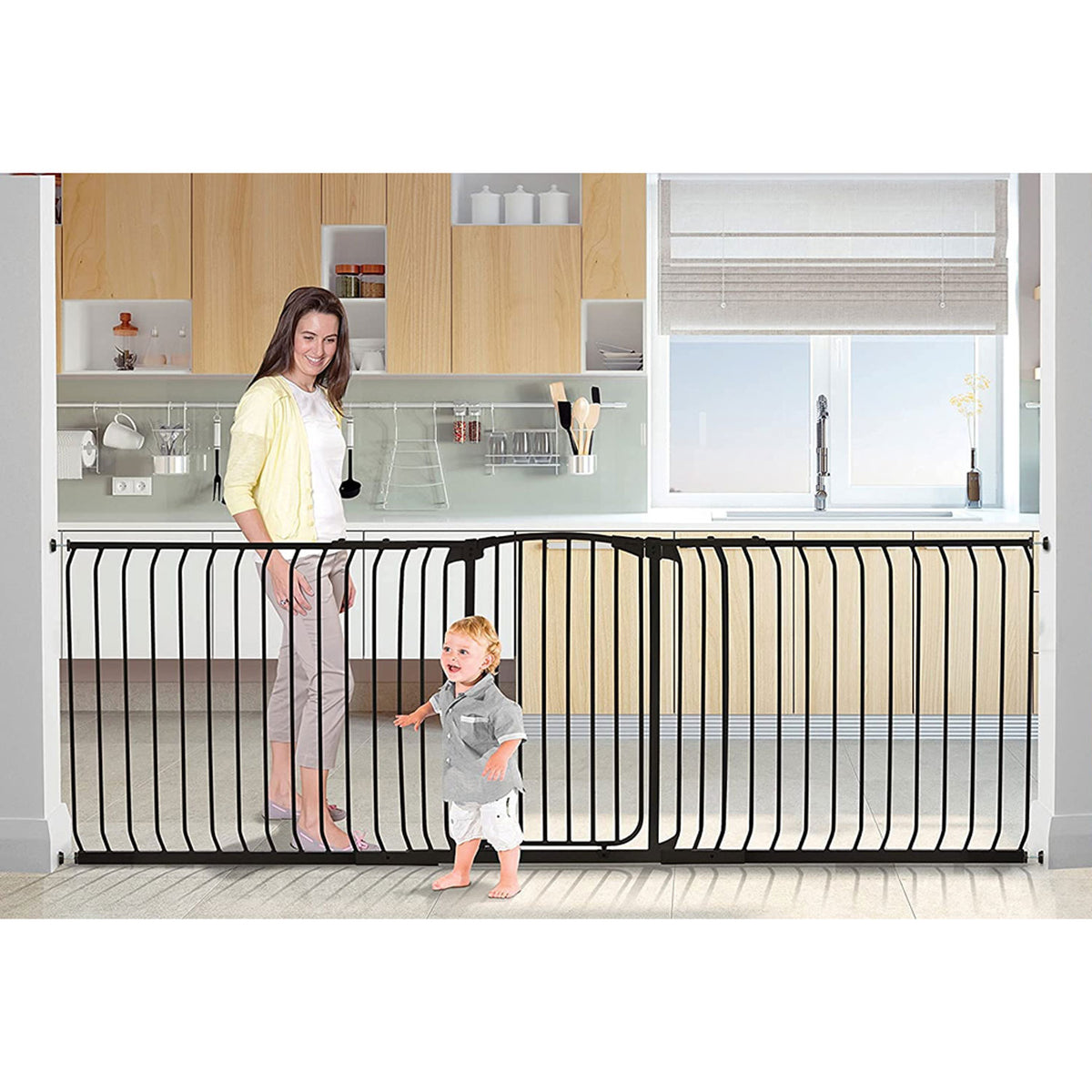 Dreambaby F191B Chelsea Extra Tall 38 to 42.5" Auto Close Baby & Pet Gate, Black - VMInnovations
