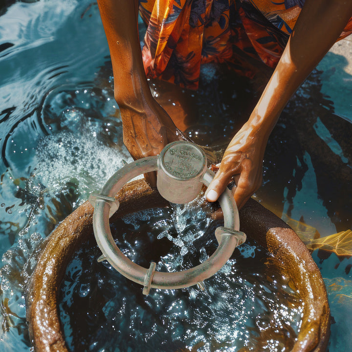 Farm Innovators H-409 Ice Chaser 1000 Watt Cast Aluminum Tank Deicer (Used)