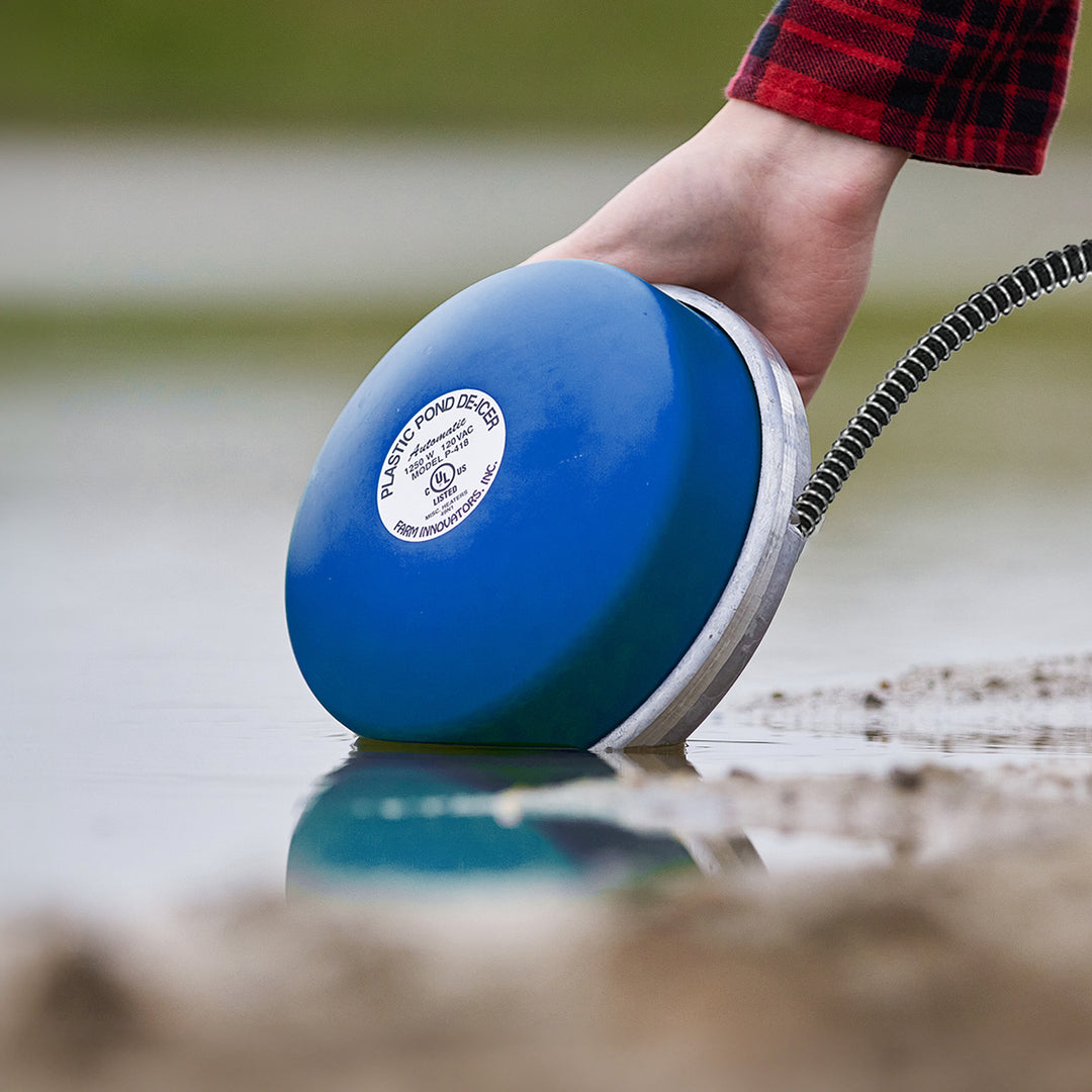 Farm Innovators H-418 1250 Watt Cast Aluminum Floating Tank Deicer (Open Box) - VMInnovations