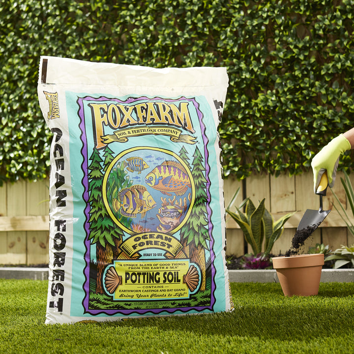 Foxfarm FX14053 Ocean Forest Garden and Potting Soil, 0.4 Cubic Feet/12 Quarts