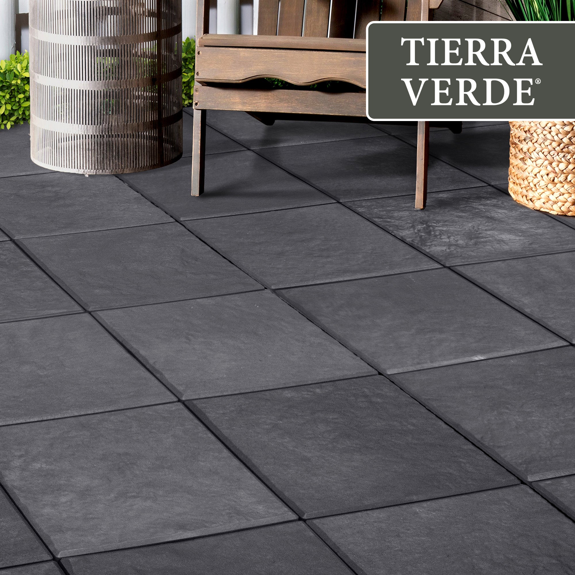 TierraVerde 10 Pack 12" x 12" Stomp Stone Decorative Stepping Squares, Blk(Used)