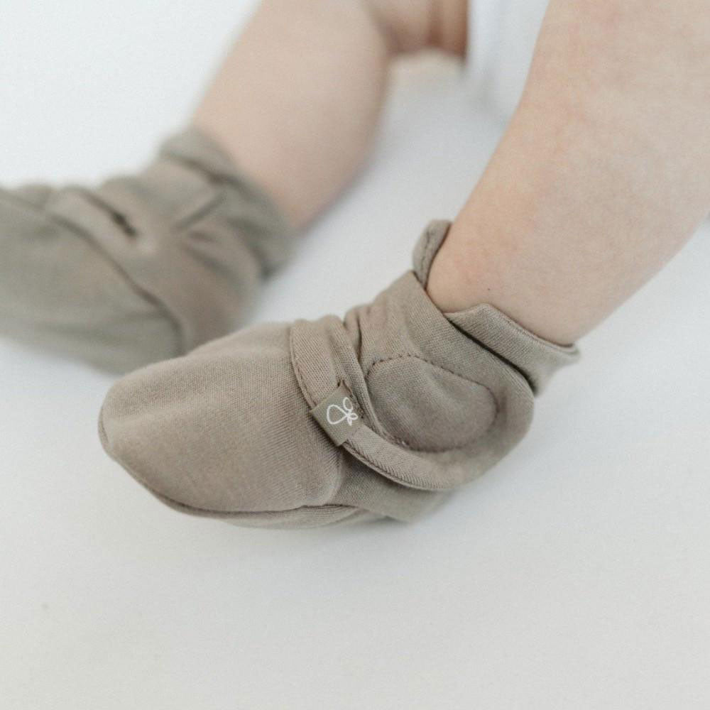 Goumikids Super Soft Organic Stay On Adjustable Baby Infant Booties, 0-3M Pewter - VMInnovations