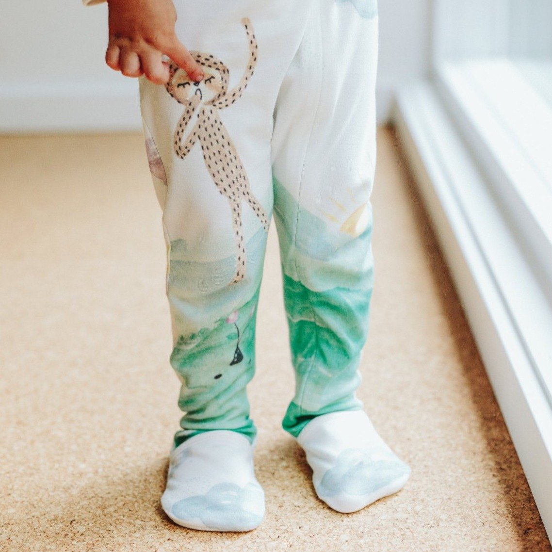 Goumikids Organic Baby Outfits & Accessories Bundle, 3-6M Dreams Full of Wonder - VMInnovations