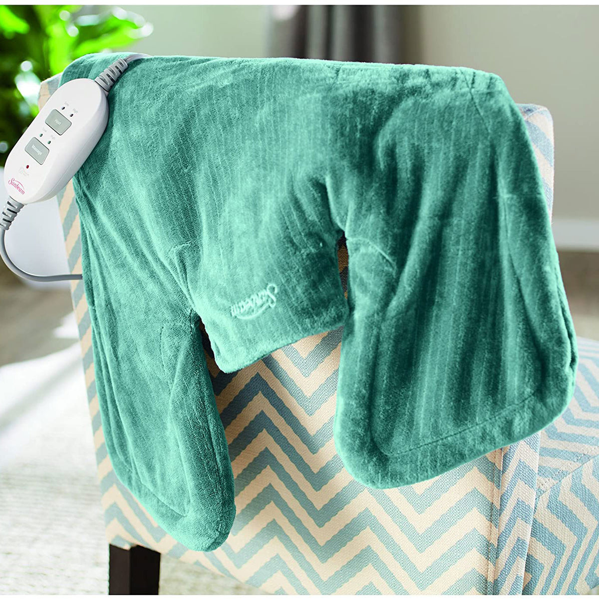 Sunbeam Pain Relief Massaging XL Renue Heat Therapy Neck and Shoulder Wrap, Jade