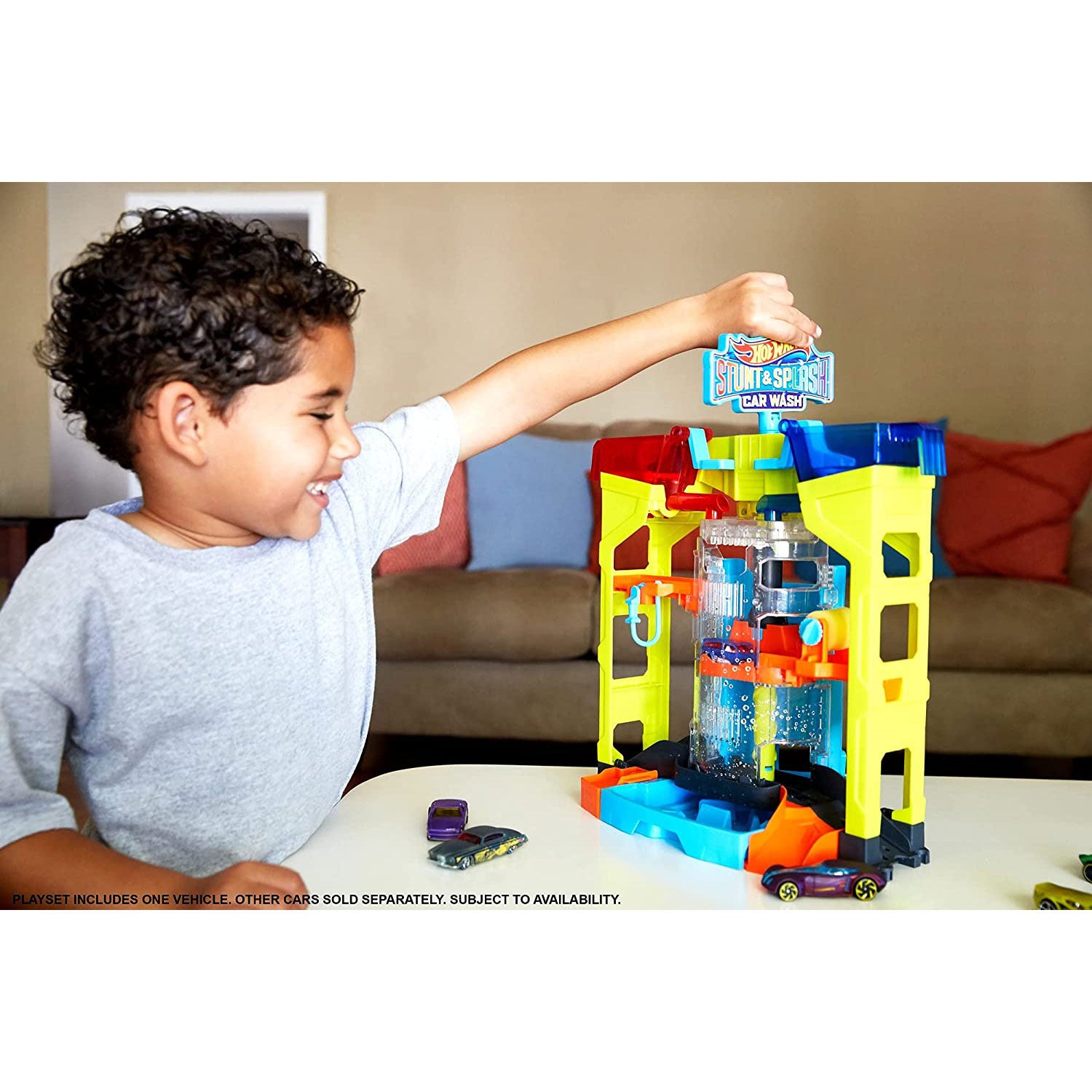 Hot Wheels City Stunt & Splash Car Wash Playset w/ Color Changing 1:64 Scale Car - VMInnovations