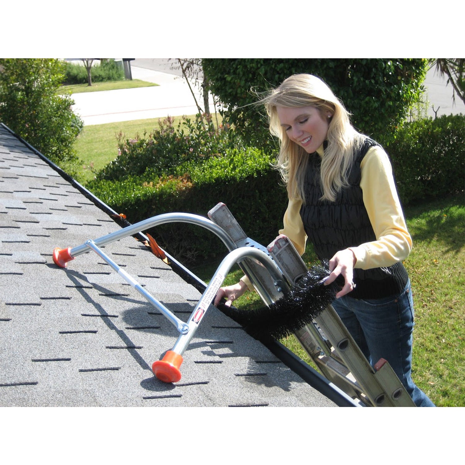 GutterBrush 6" Roof Rain Leaf Gutter Guard w/ Bristles, 60 Ft. Pack (Open Box)