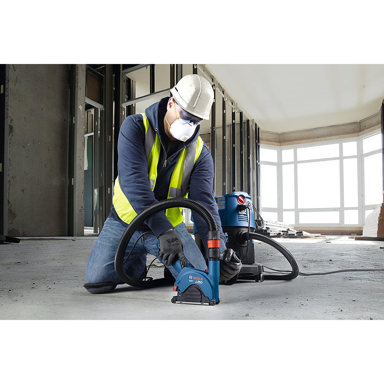 Bosch 5 Inch Angle Corded Grinder with Tuckpointing Dust Guard, Blue (Open Box)