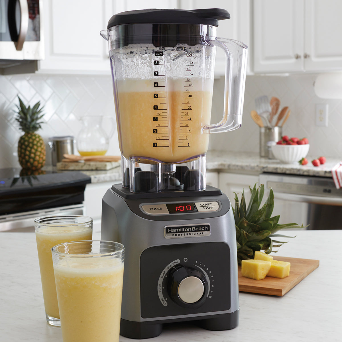 Hamilton Beach 4 Program 1800W 64 Oz Kitchen Blender & 175 Baby Food Recipe Book