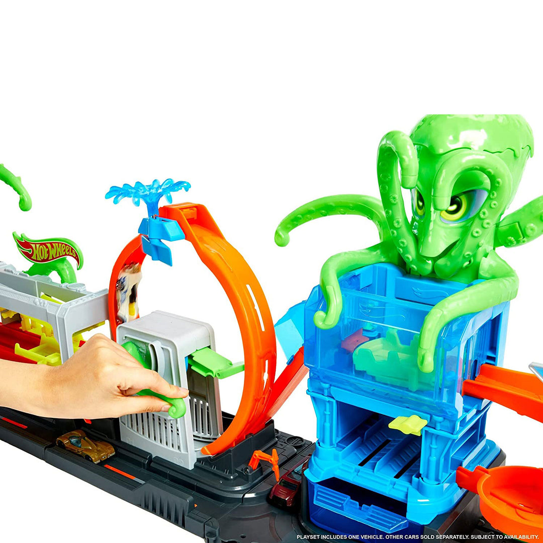 Hot Wheels City Octo Car Wash Playset w/Color Changing Car, Ages 4+ (For Parts)