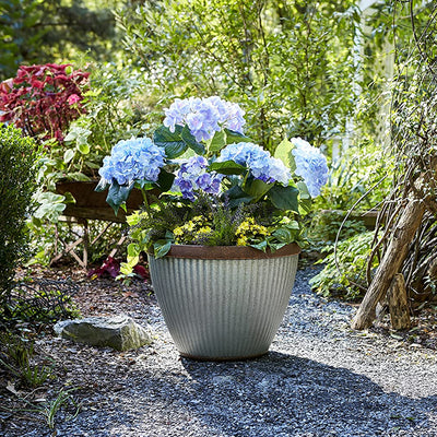Southern Patio 20.5 Inch Diameter Rustic Resin Outdoor Planter Urn (Open Box) - VMInnovations