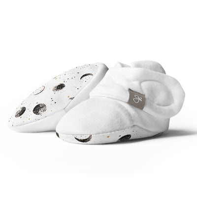 Goumikids Soft Organic Stay On Baby Boots Infant Booties Shoes, 0-3M Many Moons - VMInnovations