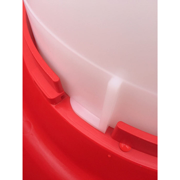 Farm Innovators Heated Plastic Hanging Poultry Water Fountain, Red (4 Pack)