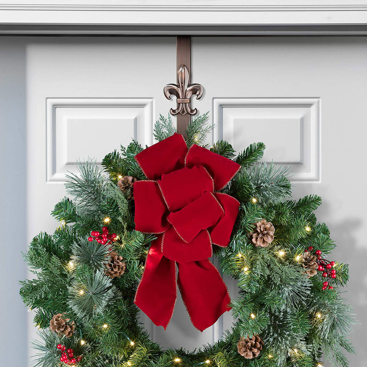 Haute Decor Adjustable Length Wreath Hanger with Reindeer Icon and More (Used)