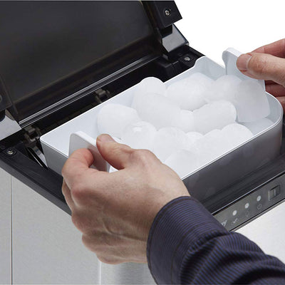 Danby 2-Pound Capacity Electric Self-Cleaning Spotless Steel Ice Maker (Used)