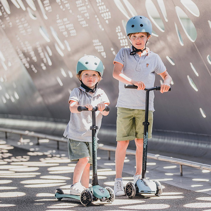 Scoot & Ride Highwaykick 5 Kid & Teen Adjustable Kick Scooter, LED Wheels, Steel