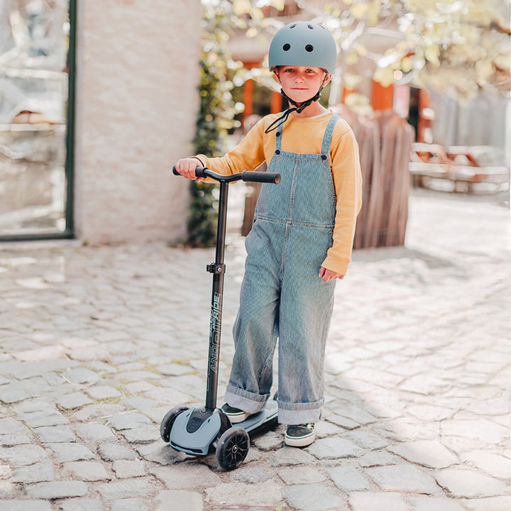 Scoot & Ride Highwaykick 5 Kid & Teen Adjustable Kick Scooter, LED Wheels, Steel
