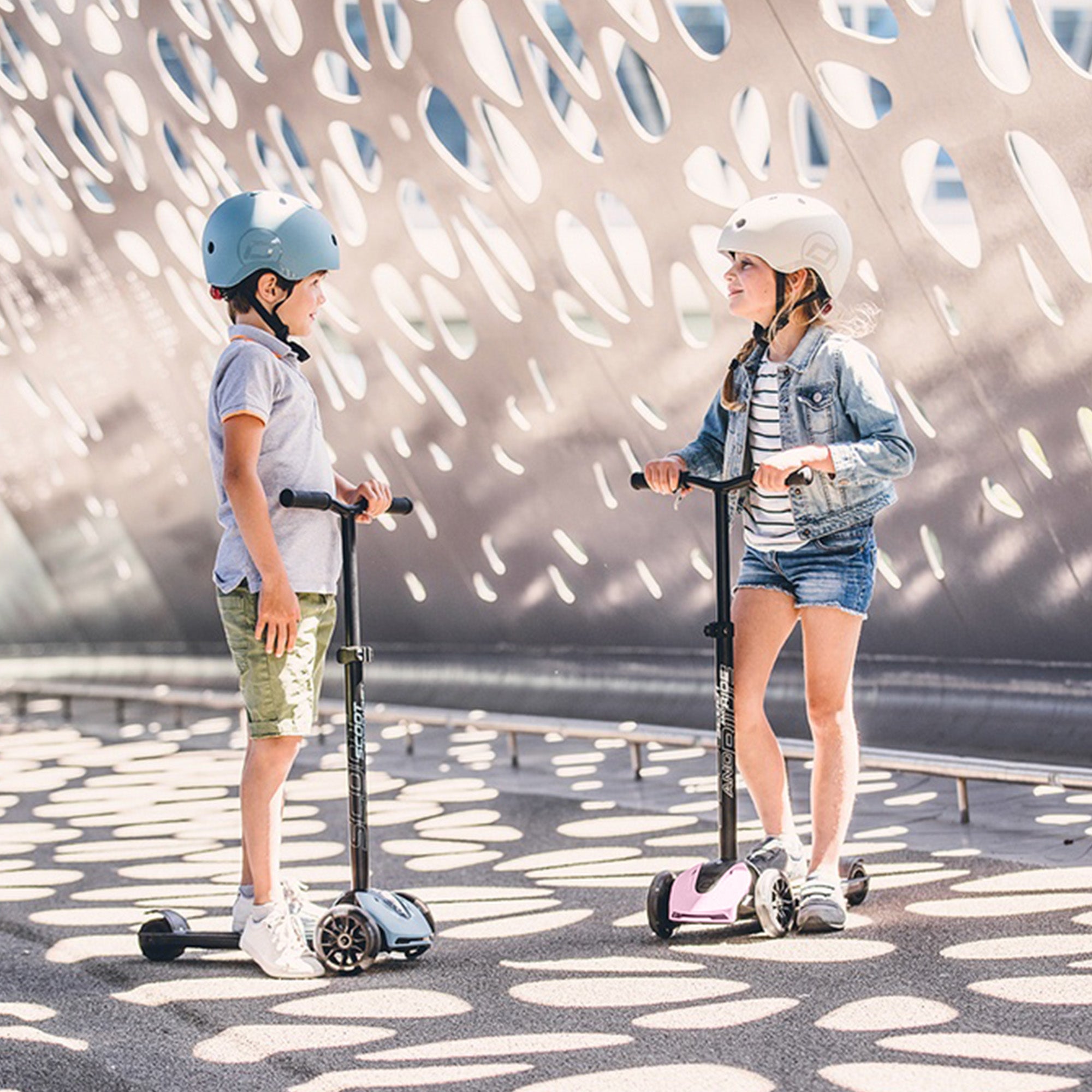 Scoot & Ride Highwaykick 5 Kid & Teen Adjustable Kick Scooter, LED Wheels, Rose