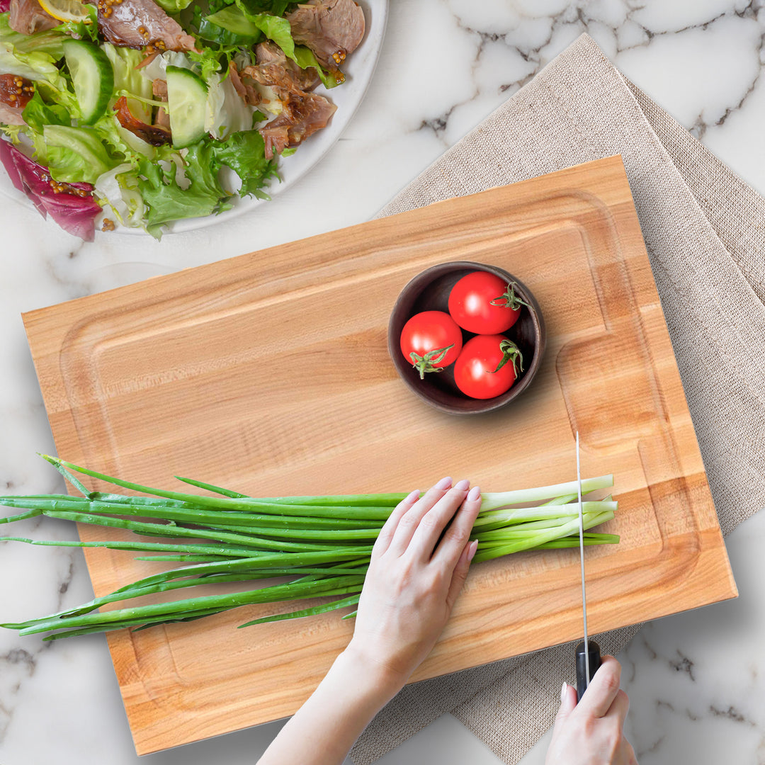 John Boos Au Jus Maple Wood Cutting Board with Juice Groove, 20" x 15" x 1.5"