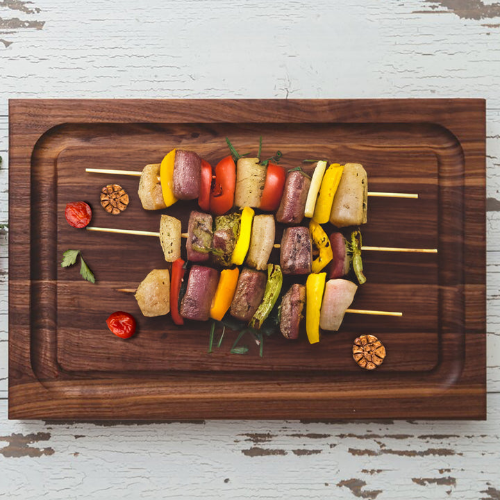 John Boos Reversible 18" BBQ Carving Cutting Board w/ Juice Groove, Walnut(Used)