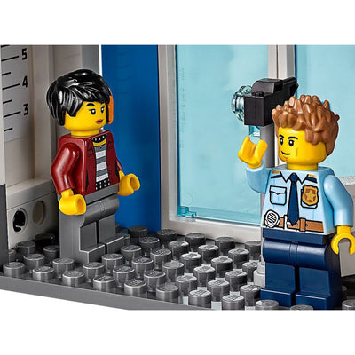 LEGO City 60246 Toy Police Station Block Building Set Playset with 7 Minifigures