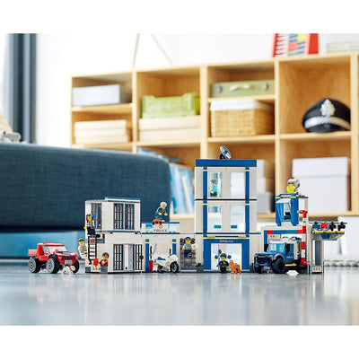 LEGO City 60246 Toy Police Station Block Building Set Playset with 7 Minifigures