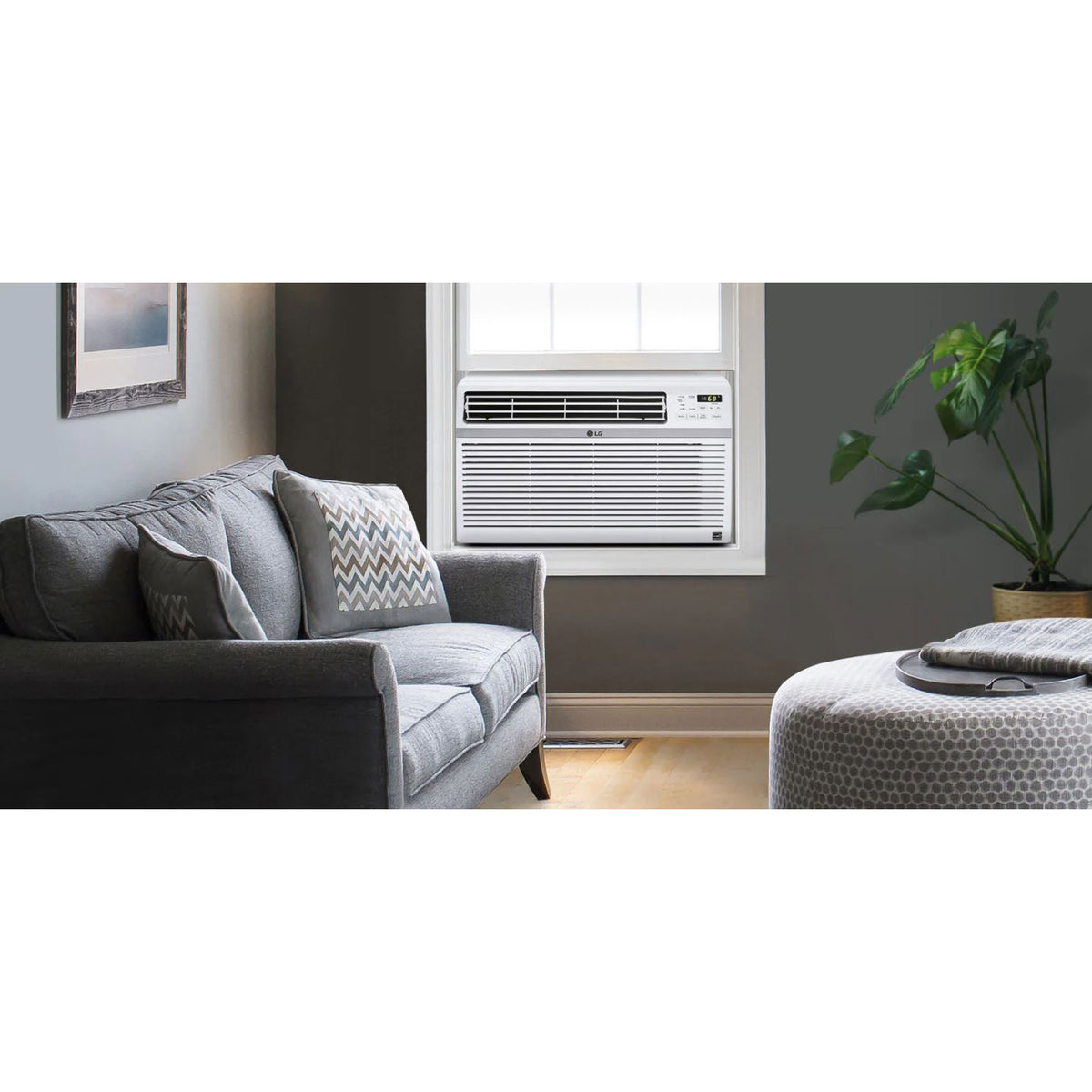 LG 12000 BTU 550 Sq Ft Window Air Conditioner (Certified Refurbished) (Open Box)