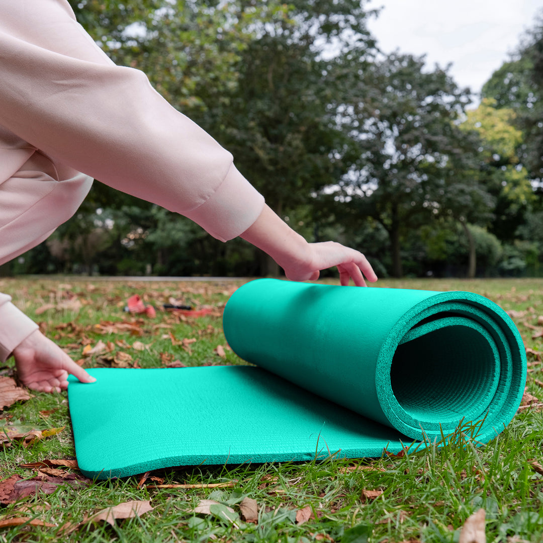 BalanceFrom Fitness GoCloud 1" Extra Thick Exercise Mat w/Strap, Green(Open Box)