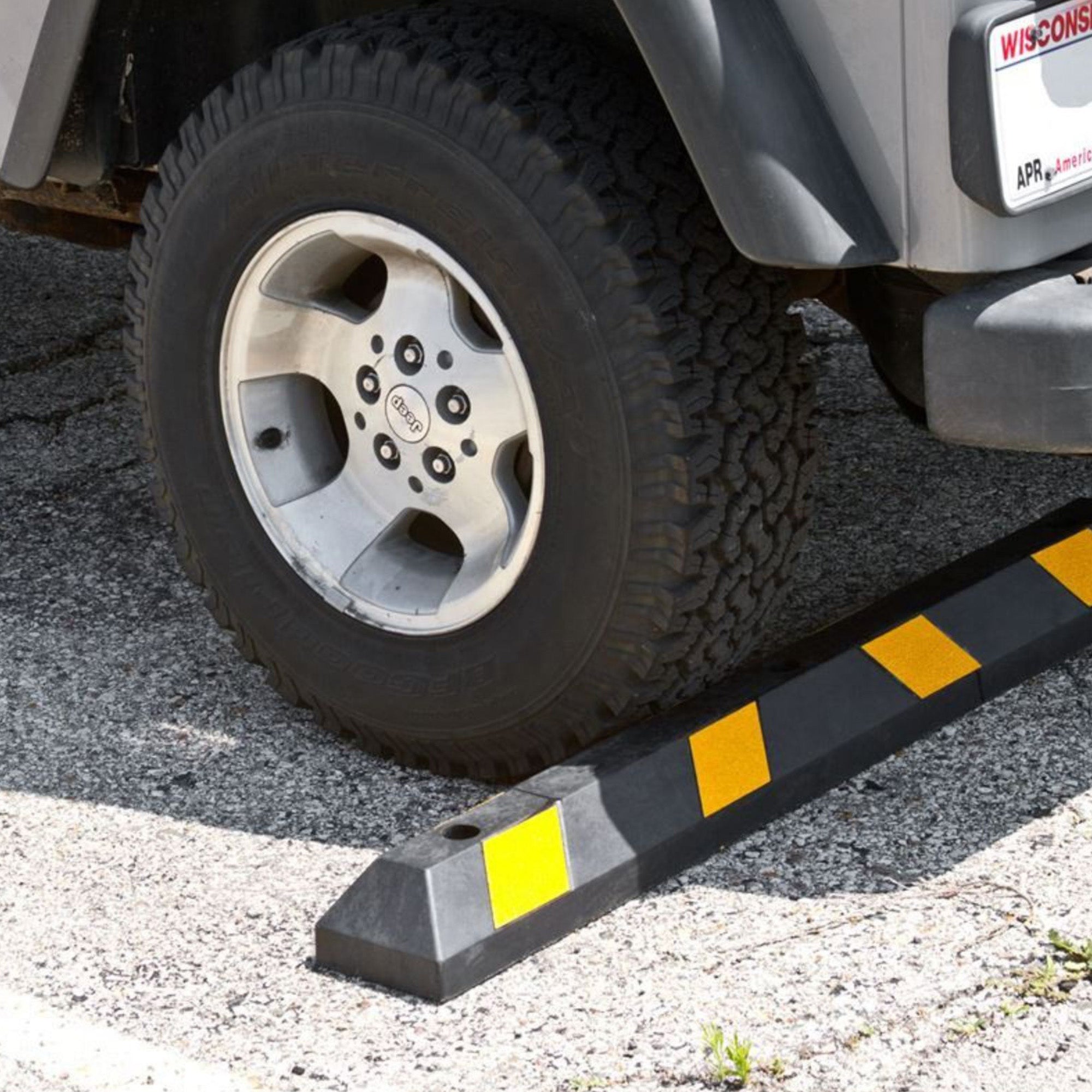 Guardian Parking Stop, 4 Foot Long Rubber Curb with Mounting Holes, Black/Yellow