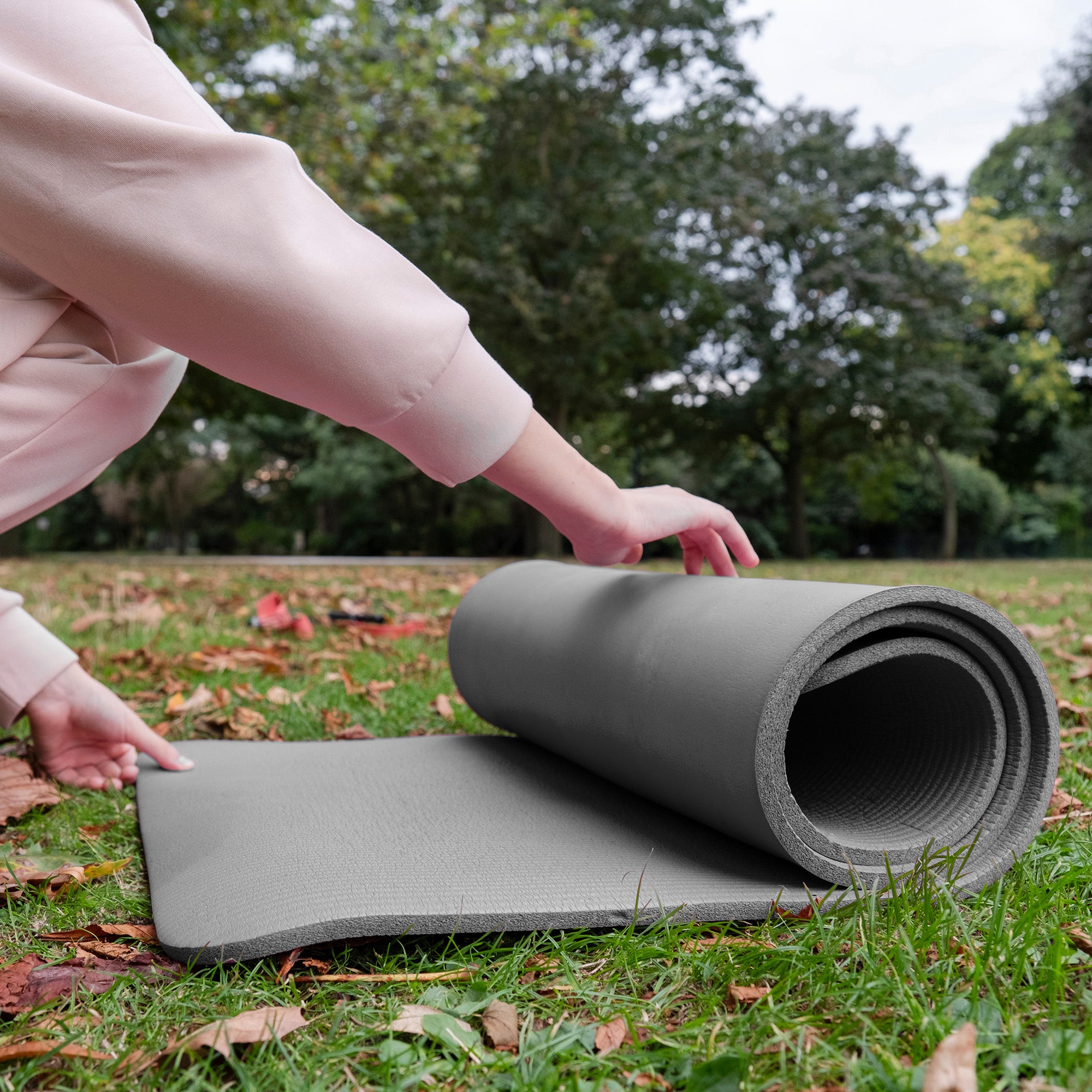BalanceFrom GoCloud 1" Thick Exercise Yoga Mat w/ Carrying Strap, Gray (Used) - VMInnovations