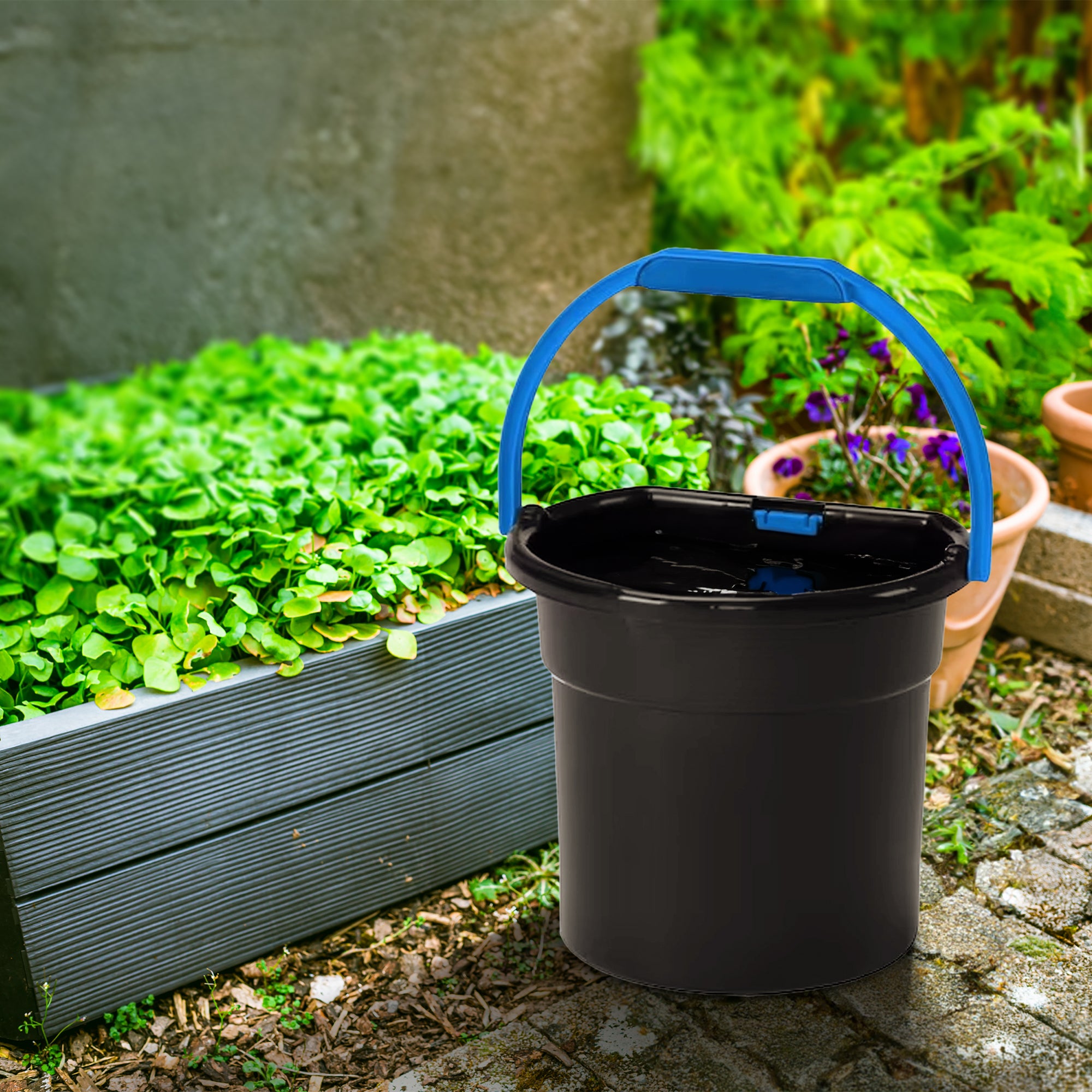 Gracious Living 5.8 Gallon Flat Back Indoor Outdoor Garden Water Bucket (3 Pack) - VMInnovations
