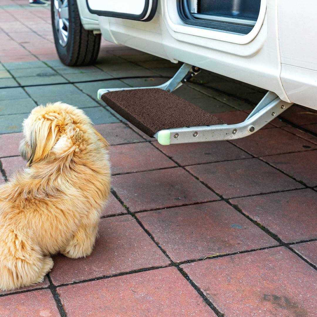 Camco Premium Wrap Around RV Step Rug with Looped PVC Material and Spring, Brown - VMInnovations