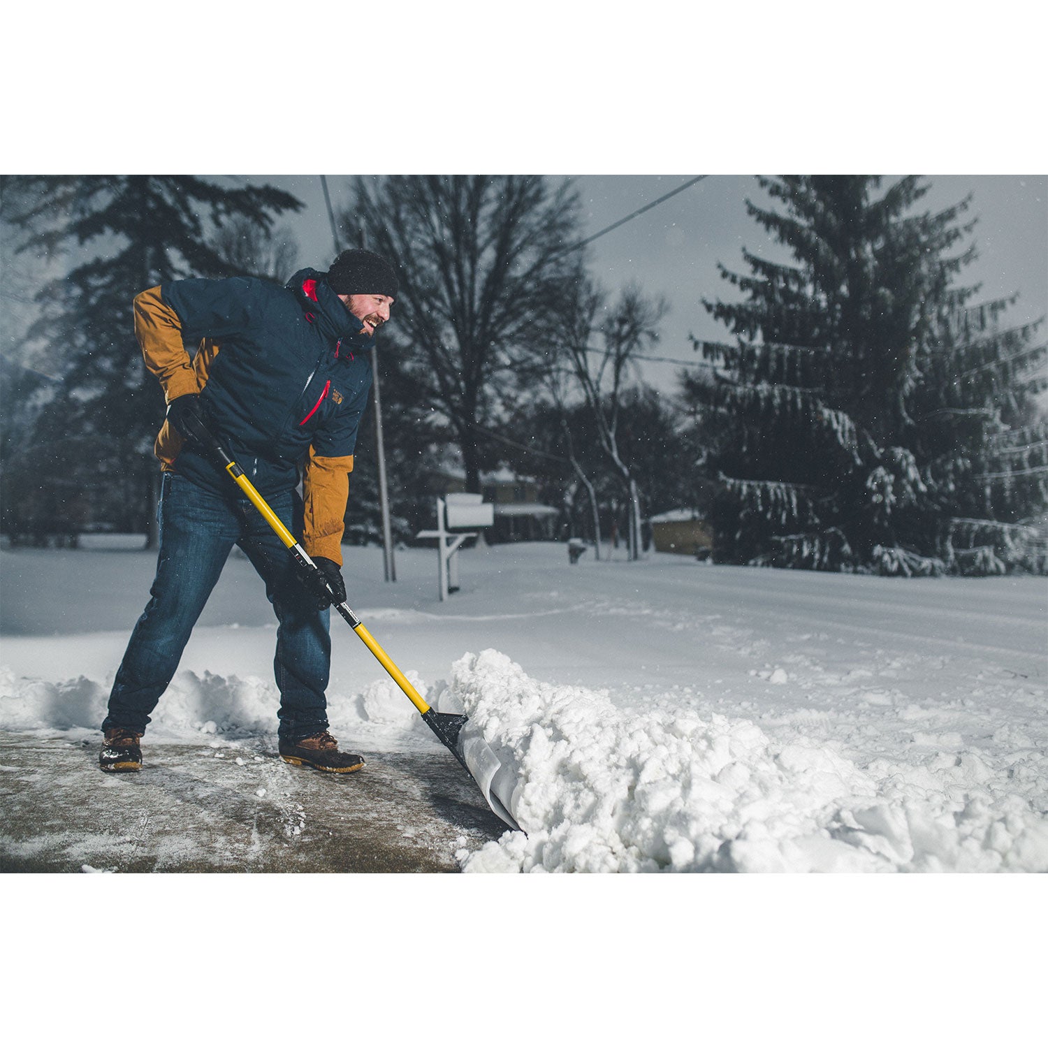 THE SNOWPLOW The Original 36 Inch Wide Poly Blade Snow Pusher Shovel with Handle - VMInnovations