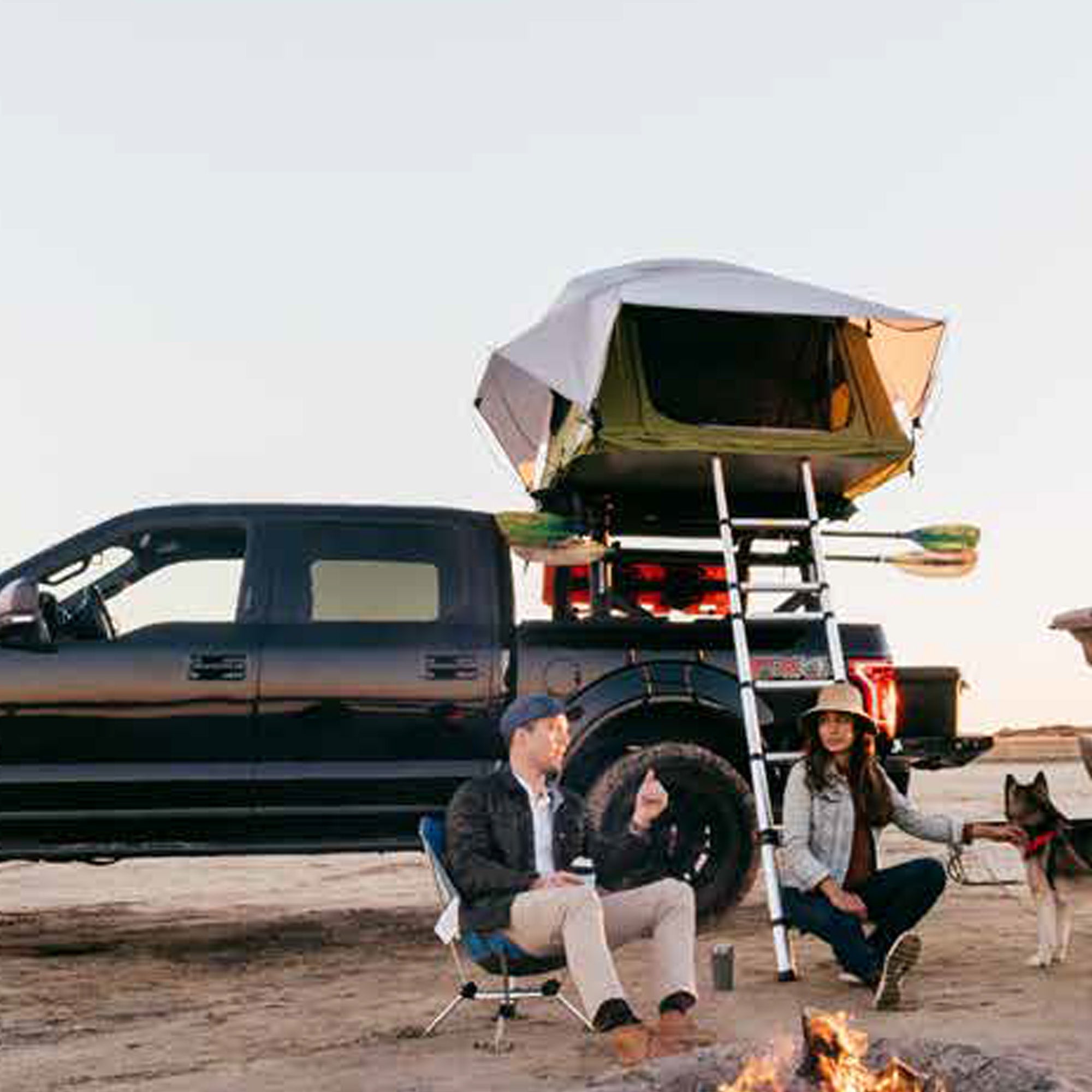 Yakima SkyRise Medium Nylon Rooftop Camping Tent for 3 People with Ladder, Green - VMInnovations