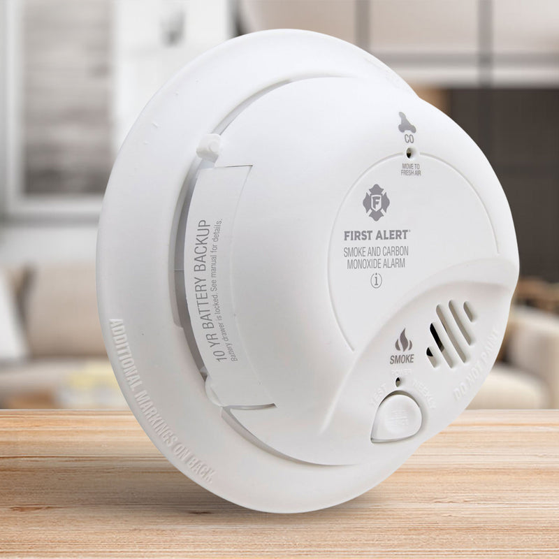 First Alert Smoke and Carbon Monoxide Alarm Detector with 9 Volt Battery, White