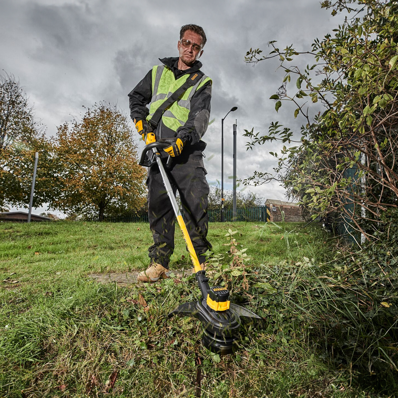 DEWALT FLEXVOLT Cordless 60V MAX Brushless String Trimmer with 2 Speed Control