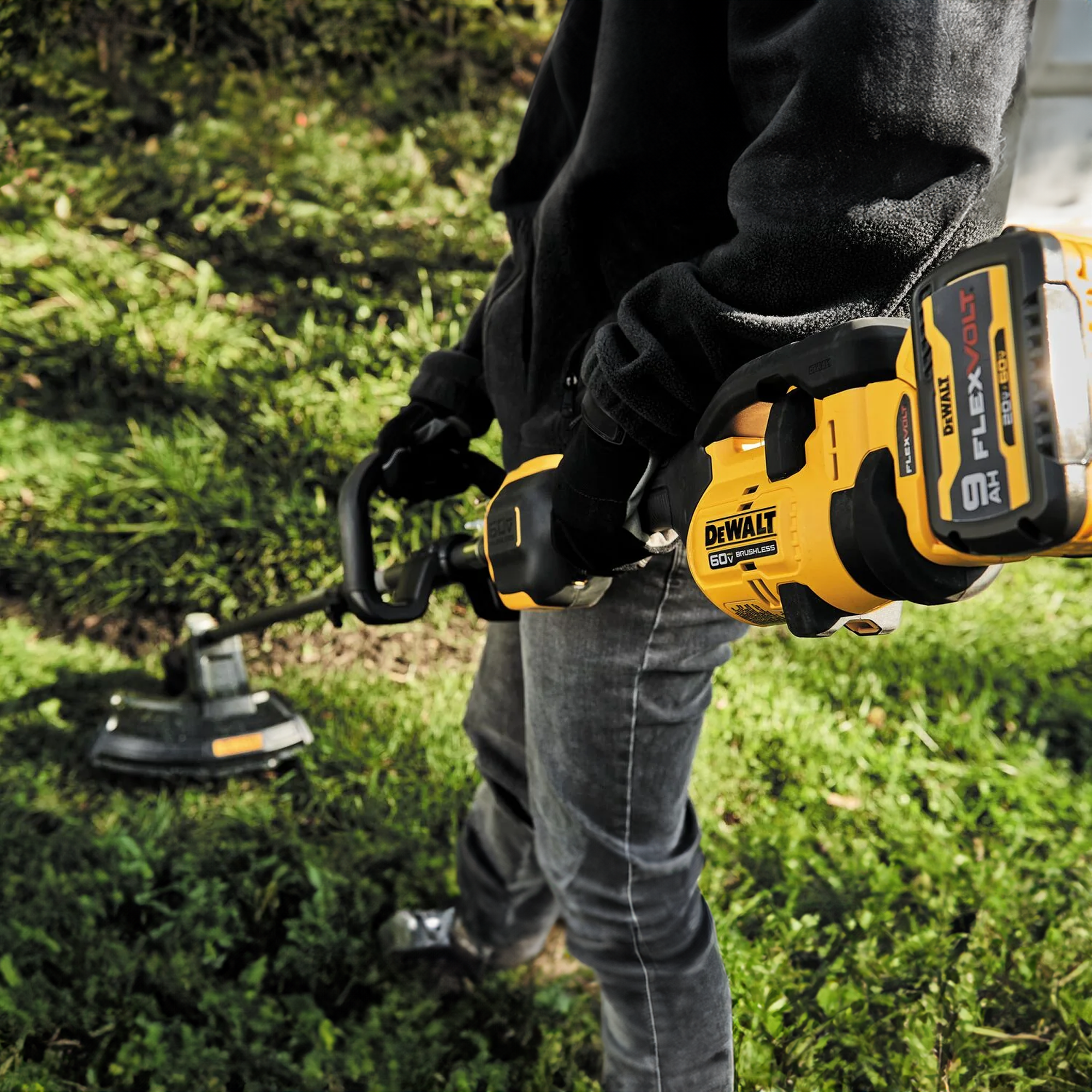 DEWALT FLEXVOLT Cordless 60V MAX Brushless String Trimmer with 2 Speed Control - VMInnovations