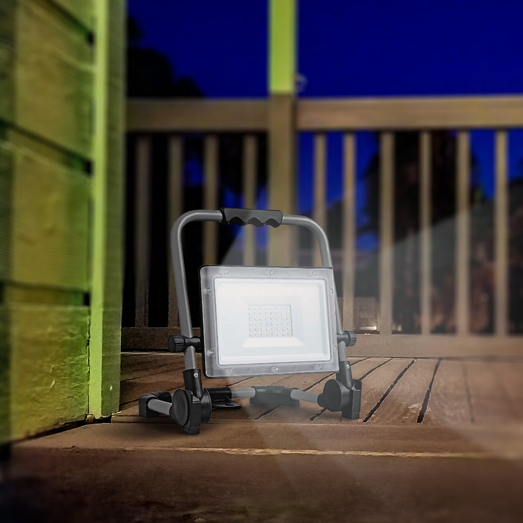 Master Electrician 20 Watt Rechargeable 2,000 Lumen LED Work Light (Open Box)