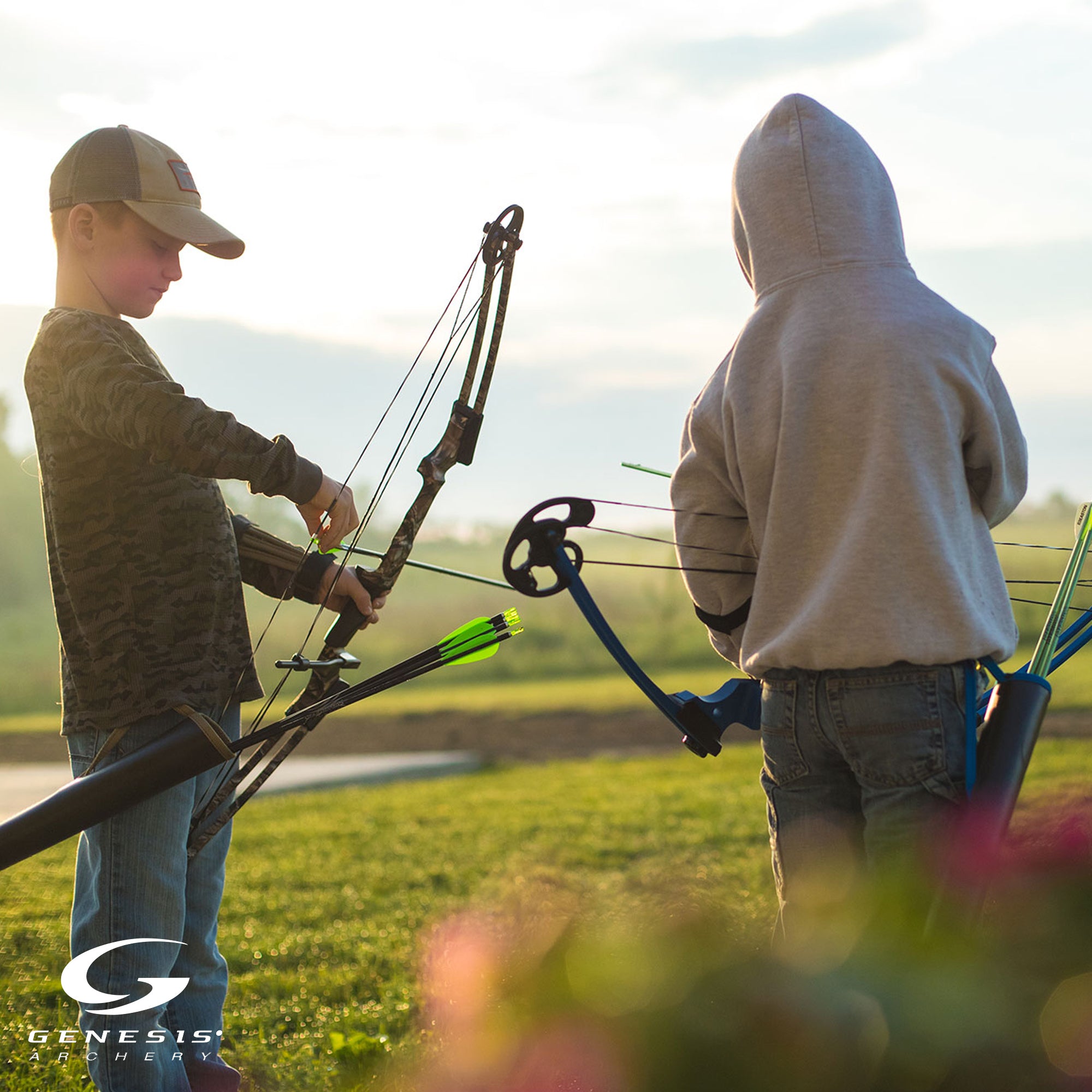 Genesis Archery Red Compound Target Practice Bow Kit, Right Handed (Used) - VMInnovations